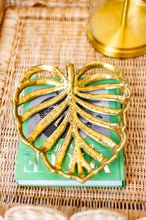 Load image into Gallery viewer, Decorative Cast Iron Gold Leaf