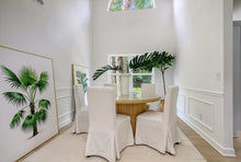 Load image into Gallery viewer, Tasmania Round Dining Table w/Glass Top