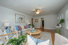 Load image into Gallery viewer, Hayes Round Coffee Table