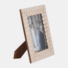 Load image into Gallery viewer, Ivory / Bone Inlay Scalloped Frame