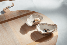 Load image into Gallery viewer, Oyster Tidbit