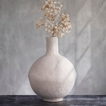 Load image into Gallery viewer, Paper Mache Vase
