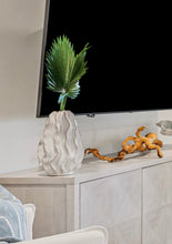 Load image into Gallery viewer, Ceramic Ruffle Vase Small