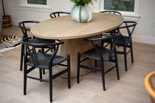 Load image into Gallery viewer, Atlas Vase - Large (51081.00)