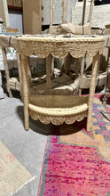 Load image into Gallery viewer, Demilune Scalloped Side Table