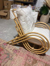 Load image into Gallery viewer, Curves Chair