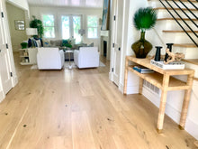 Load image into Gallery viewer, Hayes console table