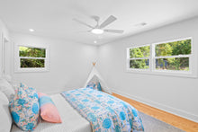 Load image into Gallery viewer, Pearline Linen Duvet by Danielle Cather-Cohen