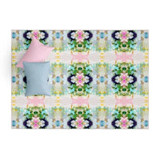 Load image into Gallery viewer, Mats by Laura Park