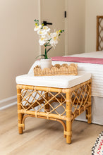 Load image into Gallery viewer, Hayward Stool