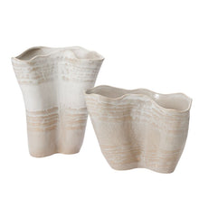 Load image into Gallery viewer, Claribel Vase