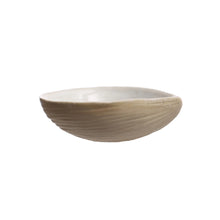 Load image into Gallery viewer, Stoneware Clam Shell Dish DF7924
