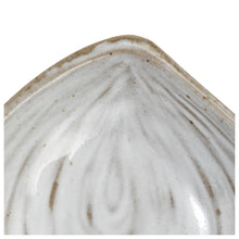 Load image into Gallery viewer, Stoneware Clam Shell Dish DF7924