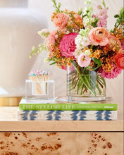 Load image into Gallery viewer, Square Match Striker | Confetti Matches