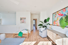 Load image into Gallery viewer, Hayward Bench