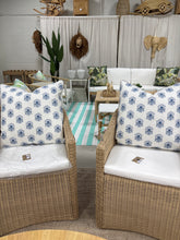 Load image into Gallery viewer, Blue Flower Pattern Pillows
