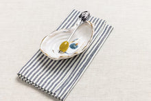 Load image into Gallery viewer, Gold Edge Oyster Tidbit Set
