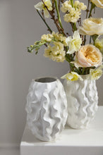 Load image into Gallery viewer, Ruffle Vase
