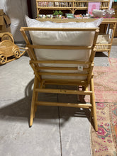 Load image into Gallery viewer, Curves Chair
