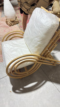 Load image into Gallery viewer, Curves Chair
