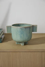 Load image into Gallery viewer, Trothos Pot
