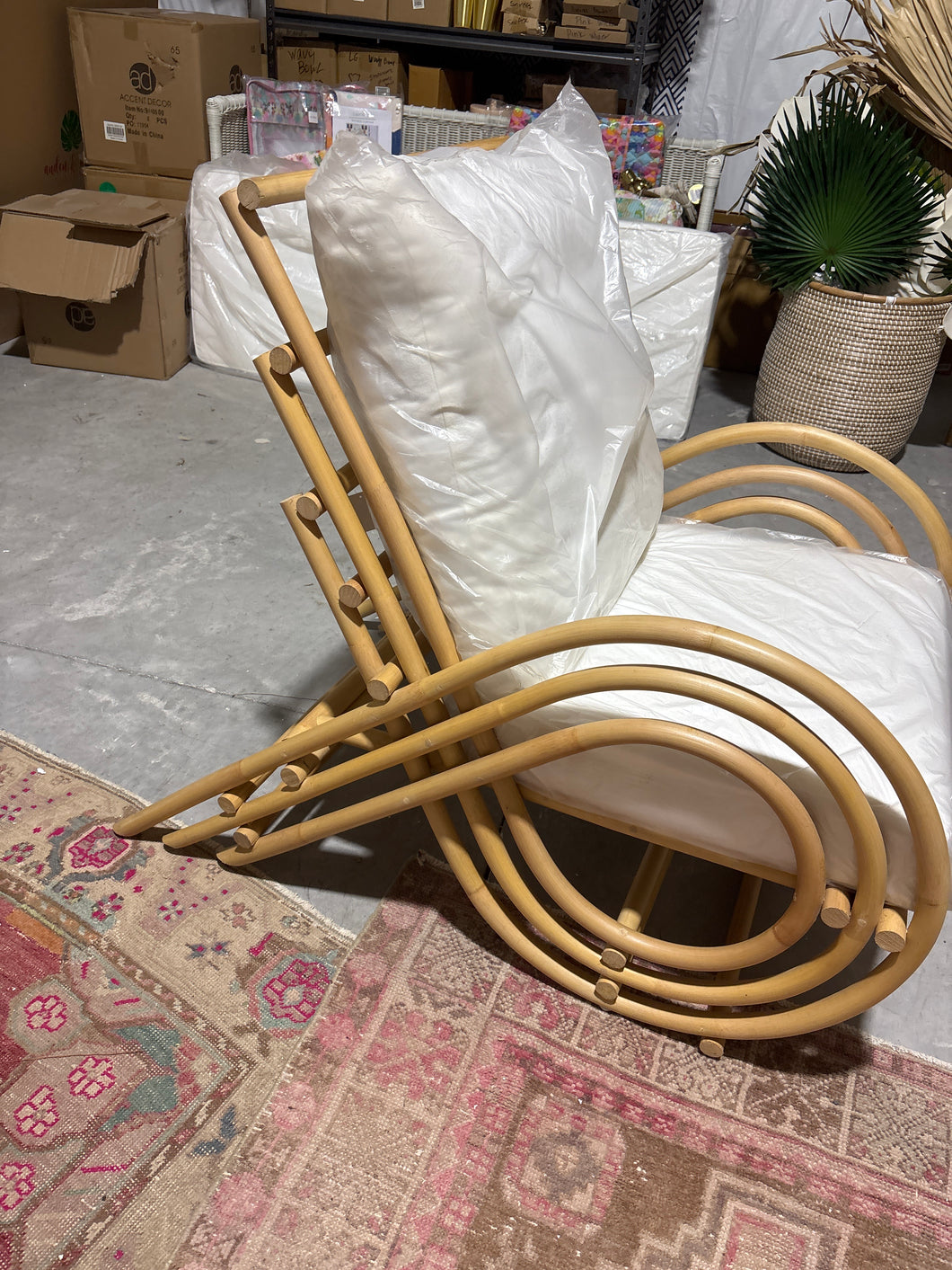Curves Chair