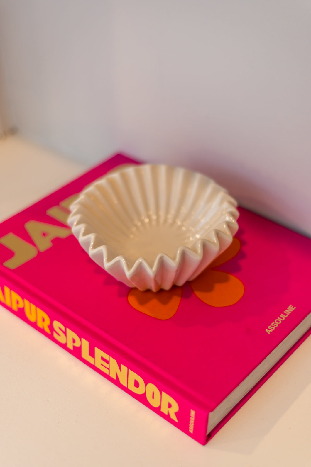 Stoneware Fluted Bowl, Large White