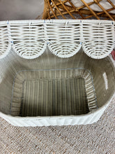 Load image into Gallery viewer, Scalloped Lidded Basket with Handles
