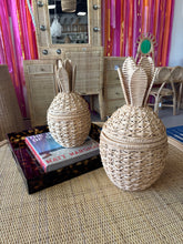 Load image into Gallery viewer, Rattan Pineapple - multiple sizes
