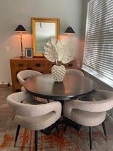Load image into Gallery viewer, Ginkgo Vase Collection (3 Sizes)
