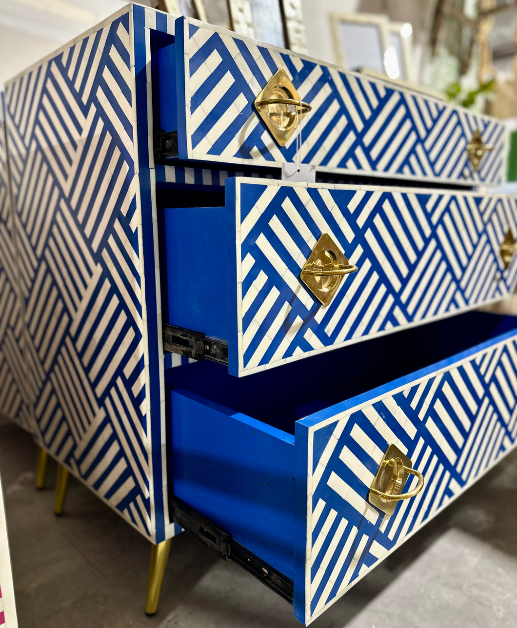 Blue/White Bone Inlay 3-Drawer Dresser/Bedside Table