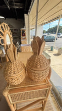 Load image into Gallery viewer, Rattan Pineapple - multiple sizes
