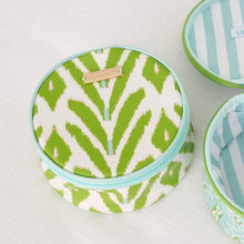 Load image into Gallery viewer, Petite Frond Green Round Jewelry Case
