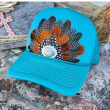 Load image into Gallery viewer, Western Feather Trucker Hat Retro Feather Crown Trucker Hat

