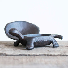 Load image into Gallery viewer, Decorative Cast Iron Turtle Key Box
