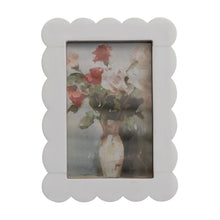 Load image into Gallery viewer, DG0218 Scalloped Resin 4 x 6 Frame
