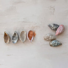Load image into Gallery viewer, Stoneware Oyster Shell Shaped Dish, 4 Colors
