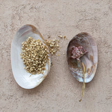 Load image into Gallery viewer, Decorative Natural Shell Footed Dish (Each One Will Vary)
