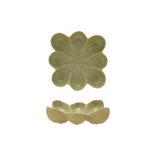 Load image into Gallery viewer, Stoneware Flower Shaped Dish, Green
